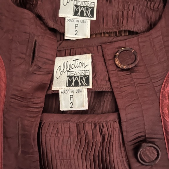 Designer cocktail suit Worn once - Picture 6 of 6